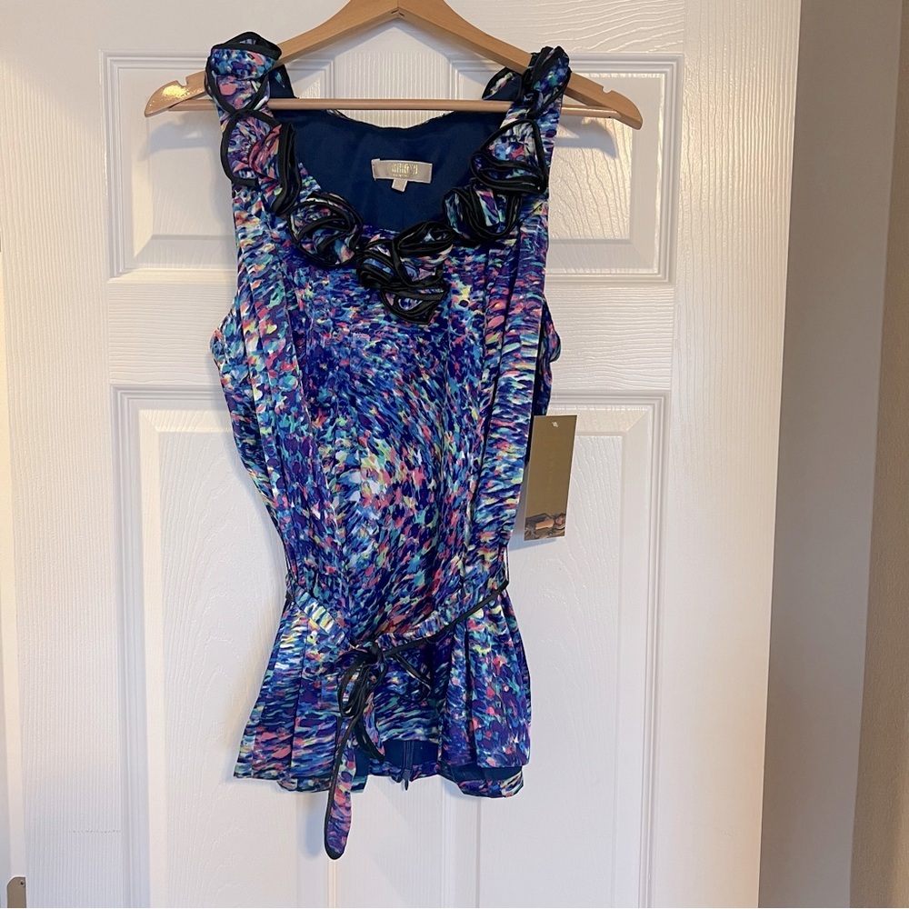 NWT Cathaya Floral Top Size 12 Belted Flattering Rosette Neckline I6